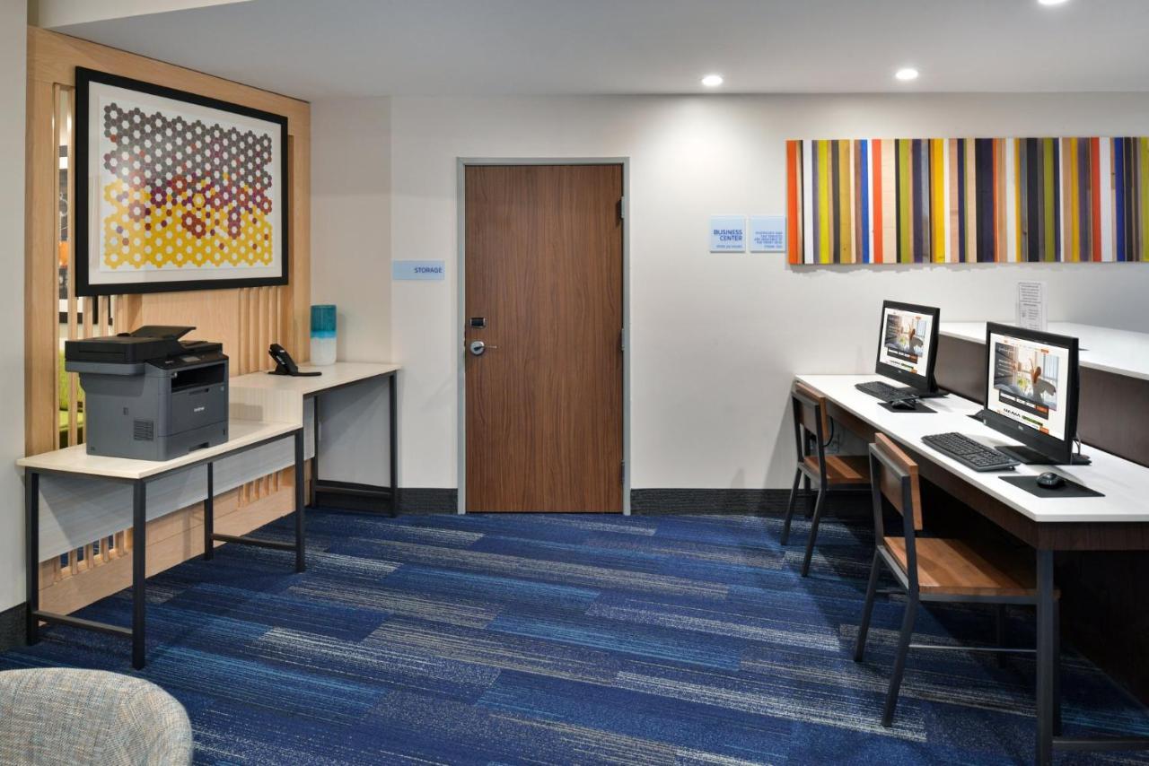 Holiday Inn Express Orlando - South Park By Ihg Williamsburg Dış mekan fotoğraf