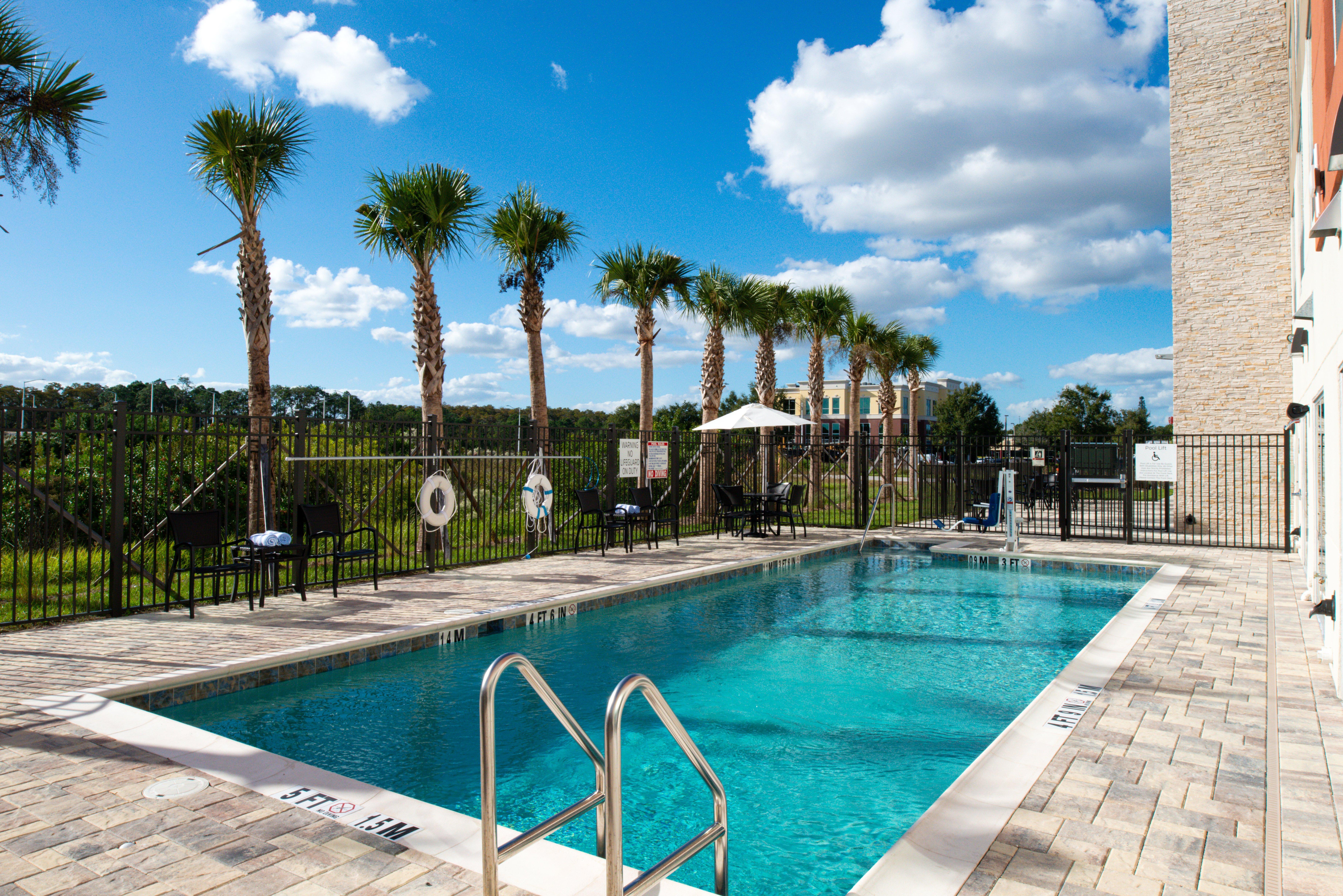 Holiday Inn Express Orlando - South Park By Ihg Williamsburg Dış mekan fotoğraf