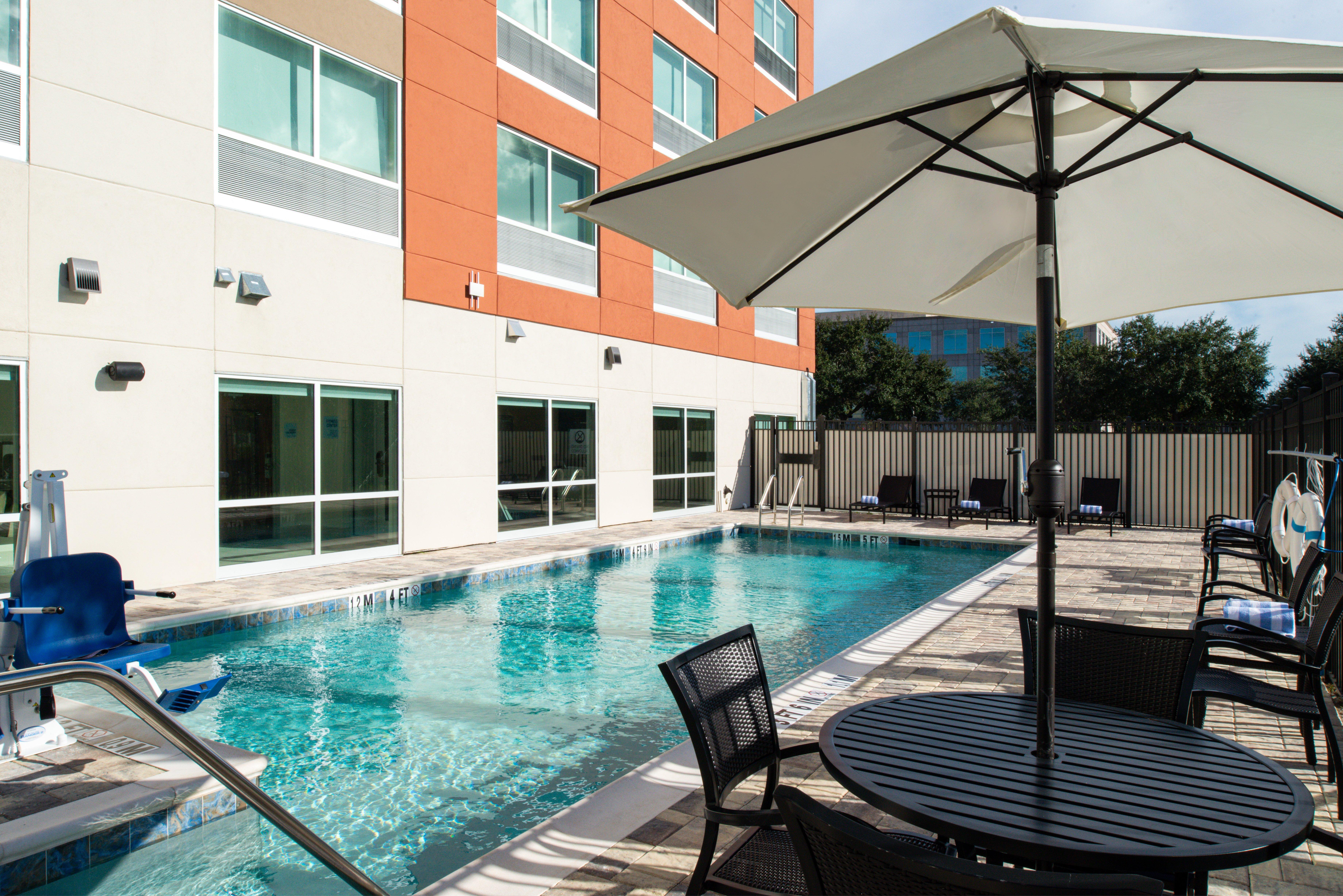 Holiday Inn Express Orlando - South Park By Ihg Williamsburg Dış mekan fotoğraf